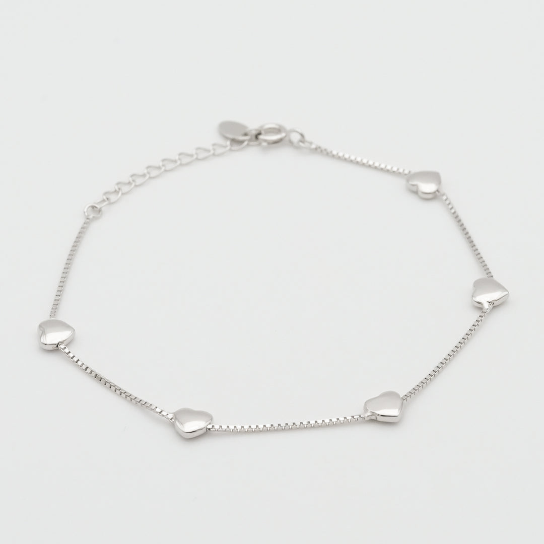 heart charm bracelet【在庫わずか】