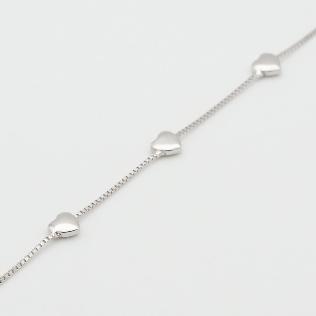 heart charm bracelet【在庫わずか】