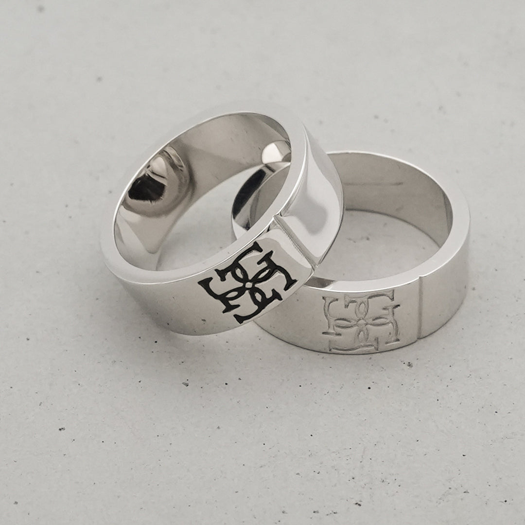 Cross logo ring［BLACK × SILVER logo］– paired edition