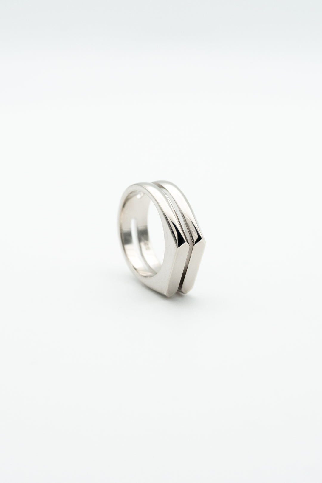layered signet ring