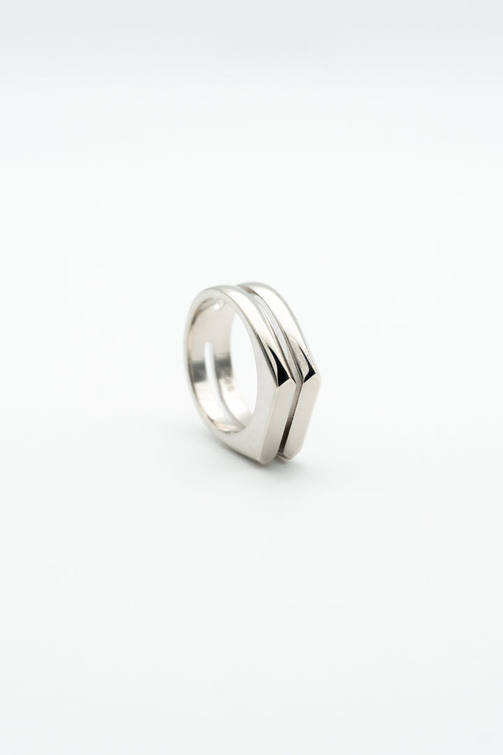 layered signet ring