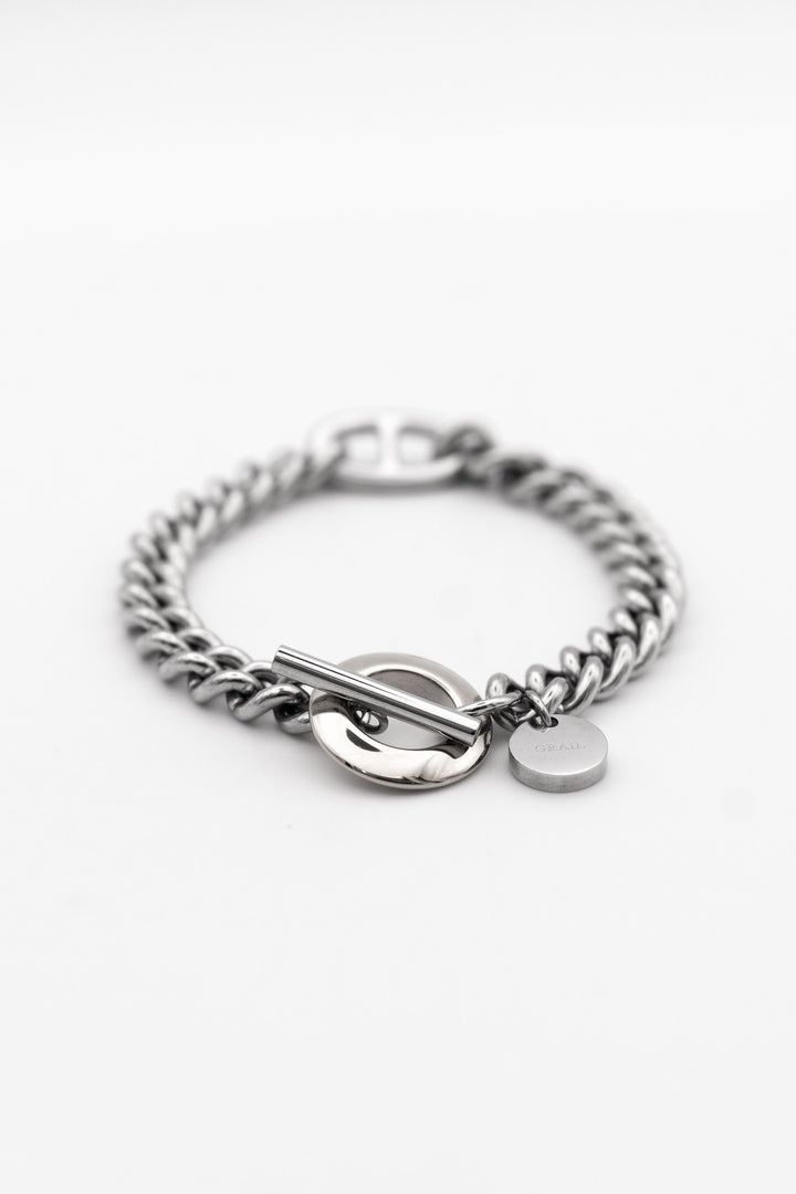 h link bracelet