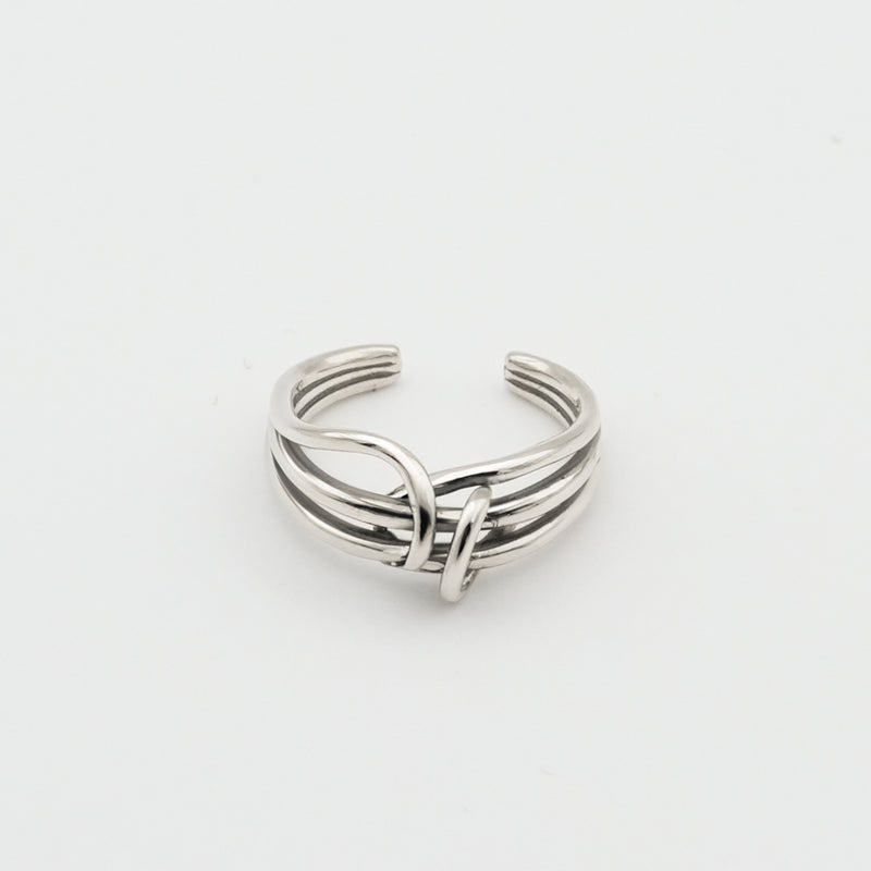 Layer knot ring