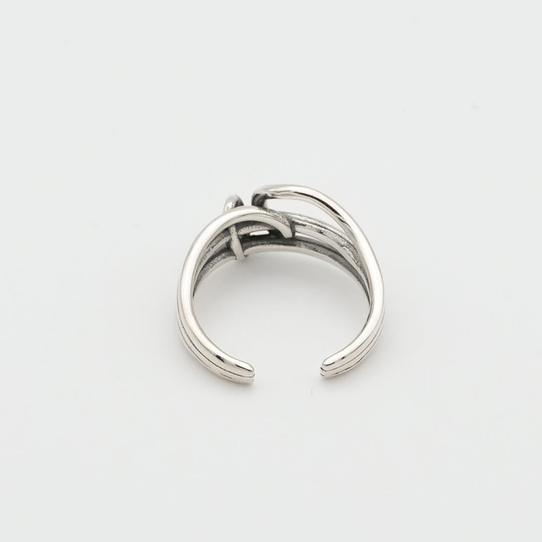 Layer knot ring