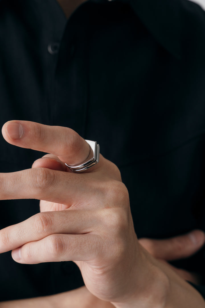 layered signet ring