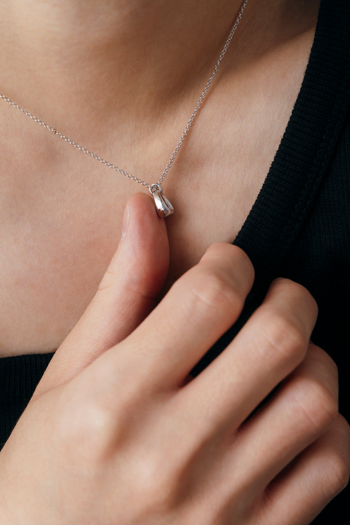 heart necklace