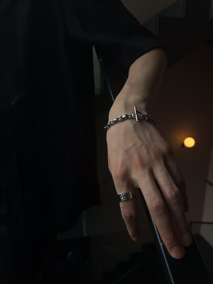 Cross logo ring【BLACK logo】