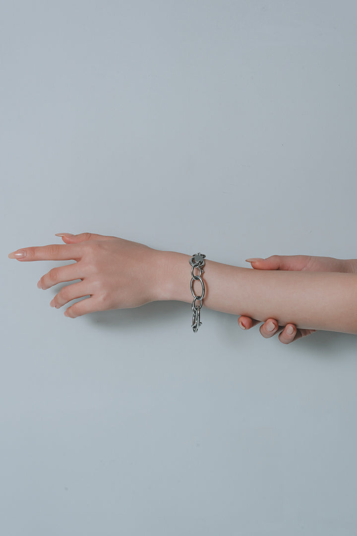 Orbit bracelet