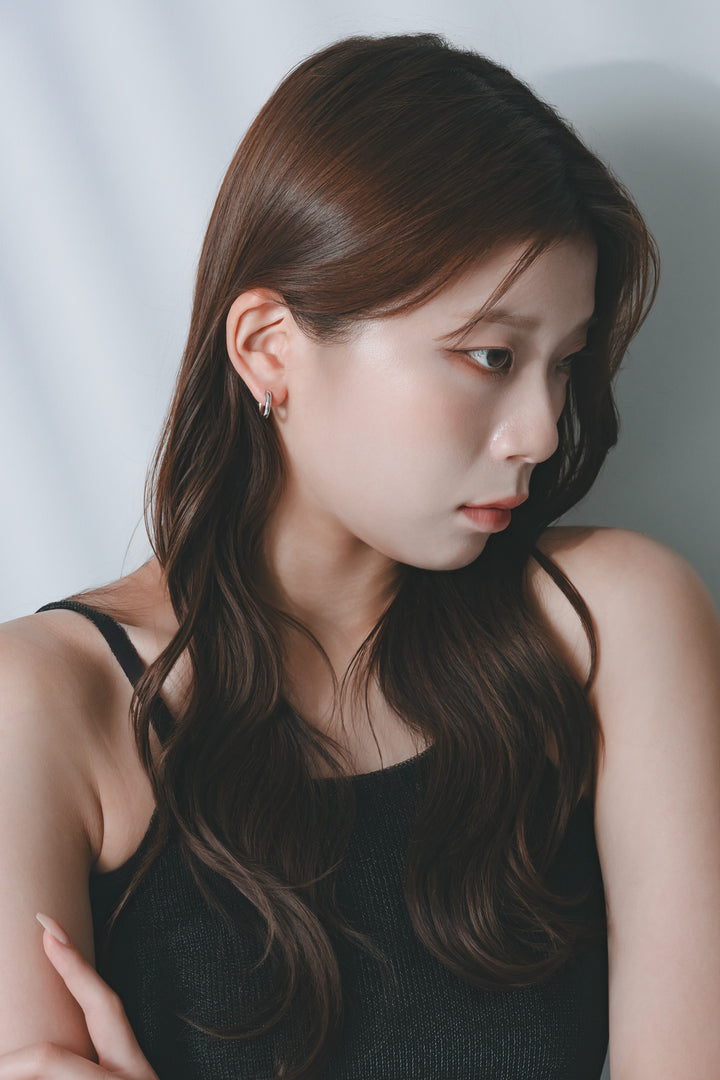 Calm hoop pierce