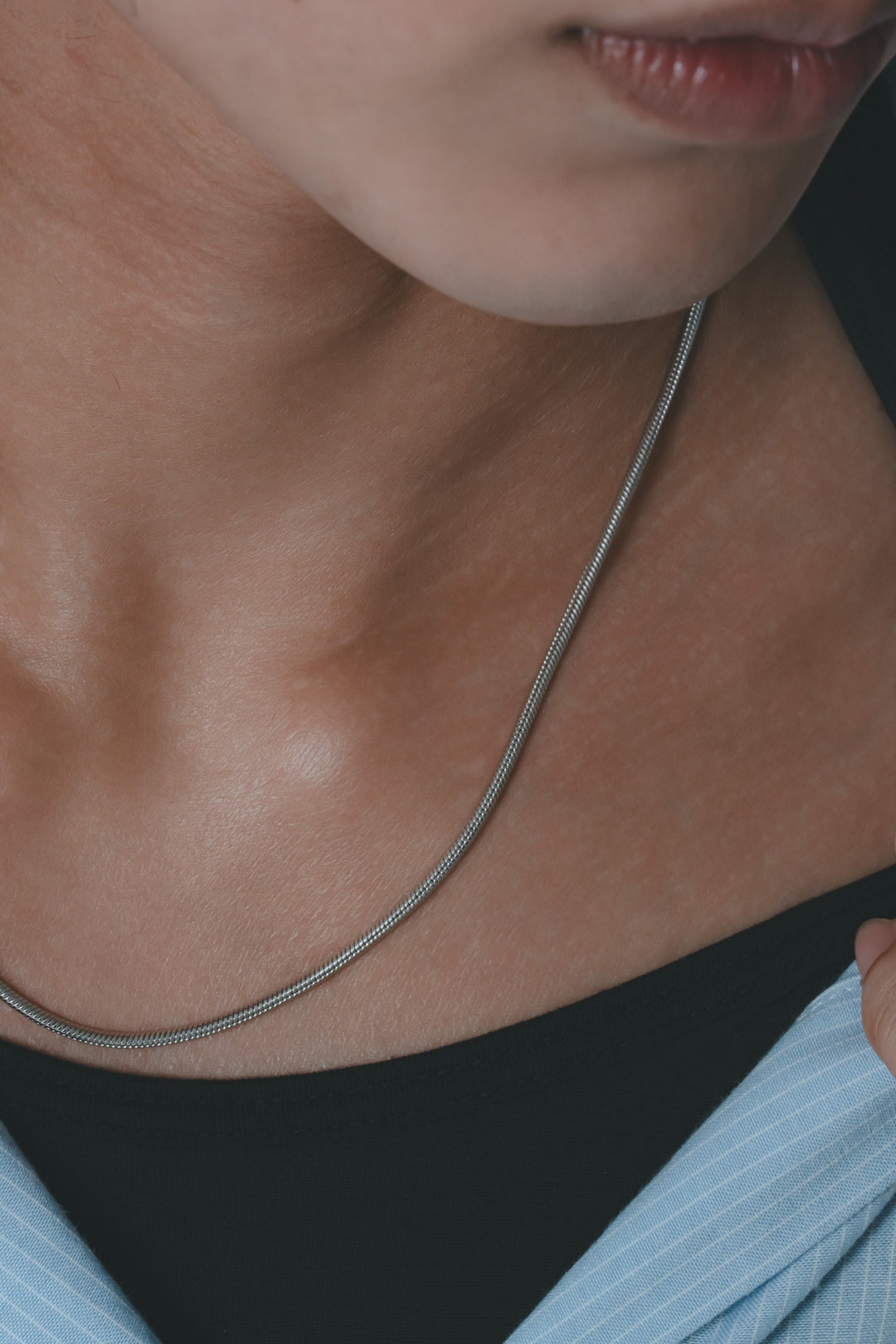 line necklace