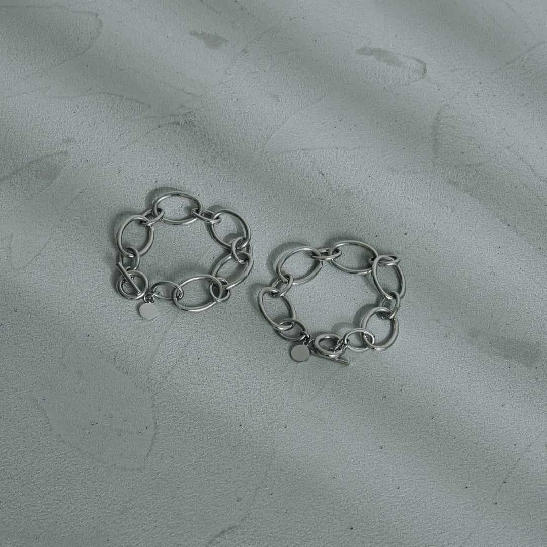 Orbit bracelet