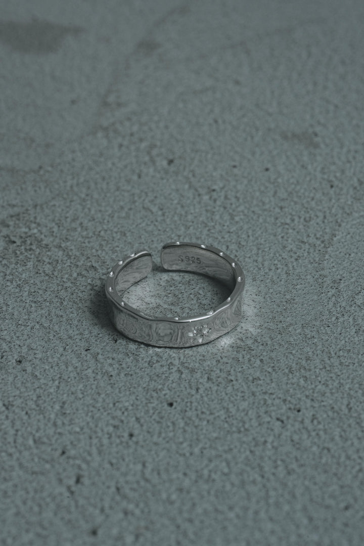 Star signet ring - Hers