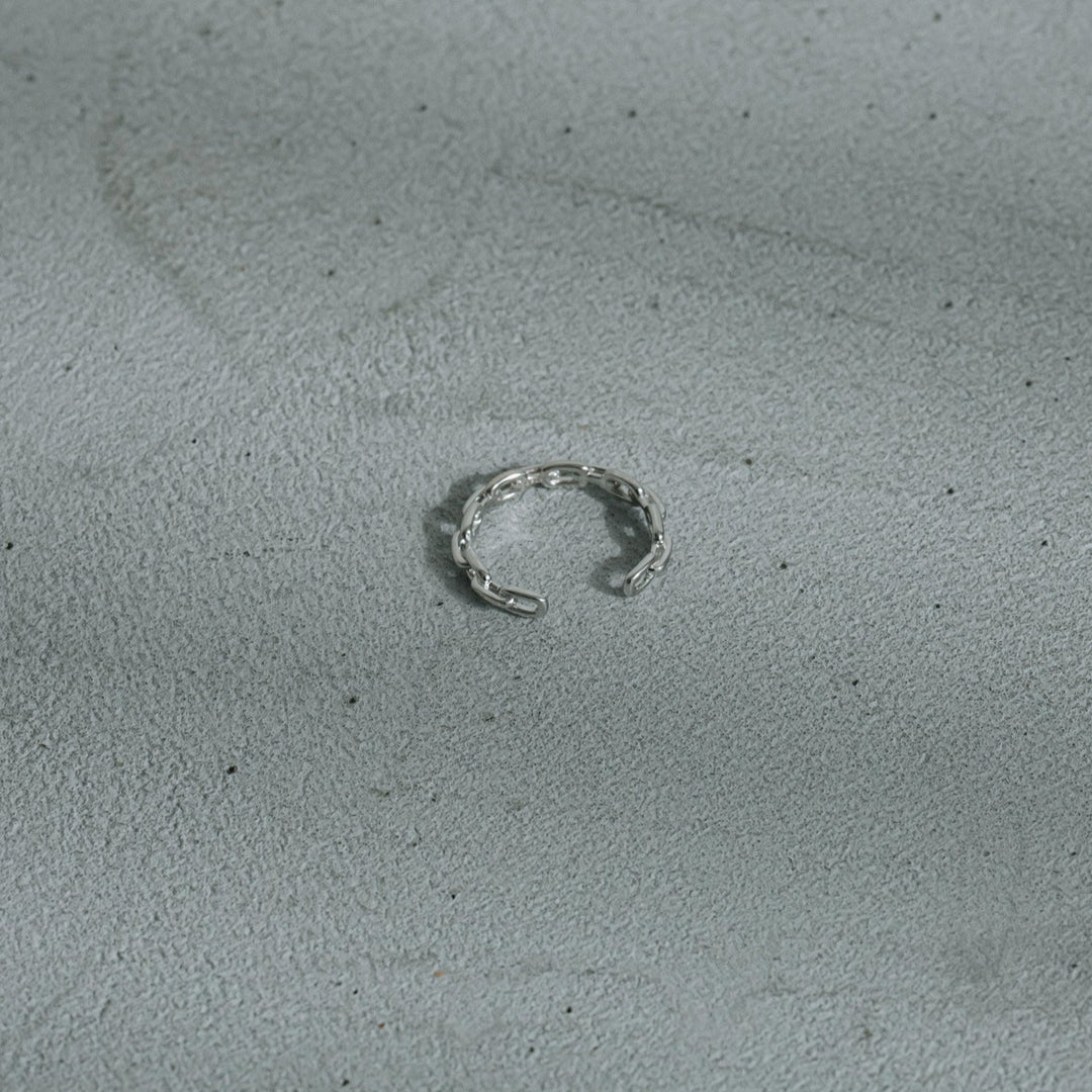 Linked chain ring【在庫わずか】